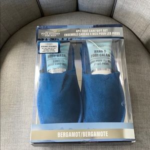 NWOT SPATHERAPY 4PC Footcare Gift Set👣